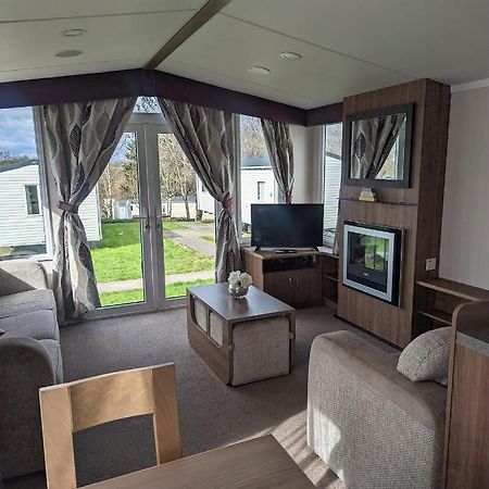 Swift Holidays At Combe Haven Holiday Park Hastings Exterior photo